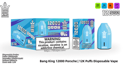 Vaporizador desechable Blue Bang King y caja de venta a juego sobre un fondo blanco con la marca ‘12,000 puffs’, arte con sabor a arándano y frambuesa, logotipo de la corona, íconos técnicos (Tipo C, batería de 550 mAh, e-líquido de 18 ml, bobina de malla de 1.2 Ω) y una etiqueta prominente de advertencia de nicotina.