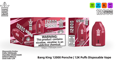 El vaporizador desechable Red Bang King 'Porsche' y las cajas minoristas a juego se muestran sobre un fondo blanco, que muestra el dispositivo rojo en forma de cápsula y la ilustración de la caja que dice "12,000 inhalaciones" y "Black Dragon Ice", una etiqueta prominente de advertencia de nicotina, el logotipo de la corona de la marca y pequeños íconos para carga tipo C, batería de 550 mAh, e-líquido de 18 ml y bobina de malla de 1,2 Ω.