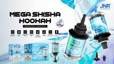Image promotionnelle du « Mega Shisha Hookah » présentant les détails du produit, notamment 100 000 bouffées, une capacité d'e-liquide de 60 ml, une batterie de 2 200 mAh, un chargement de type C, un flux d'air personnalisable et une compatibilité avec les narguilés de bureau, présenté avec un emballage et une saveur Blueberry Ice.