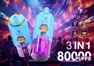 Werbebild mit zwei farbenfrohen Vape-Geräten der Marke „Bang De“ mit einer Kapazität von 80.000 Zügen, hervorgehoben in einer lebhaften Club-ähnlichen Umgebung mit Neonlichtern und angezeigten Produktspezifikationen.
