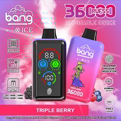 Promotiefoto voor het Bang 36000 puffs Triple Berry wegwerp-vape-apparaat, met een presentatie van het ontwerp, de digitale bediening, de 850 mAh-batterij, de dubbele olietanks, het Type-C-opladen, de drukregeling met vingerafdruk en de smaakafbeeldingen tegen een levendige roze achtergrond.