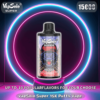 Imagen promocional que muestra el dispositivo de vapeo VapSolo Super con capacidad para 15,000 bocanadas, con un diseño audaz y sabores publicitados como Black Ice, Dragonfruit y Strawberry, sobre un fondo de anillo de neón.