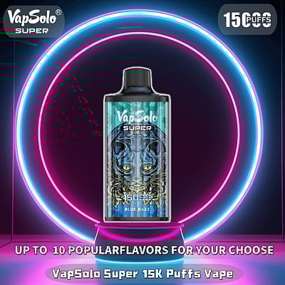 Esposizione del prodotto VapSolo Super 15K Puffs Vape con aroma Blue Razz e grafica elaborata raffigurante il muso di una tigre su uno sfondo di cerchi al neon.