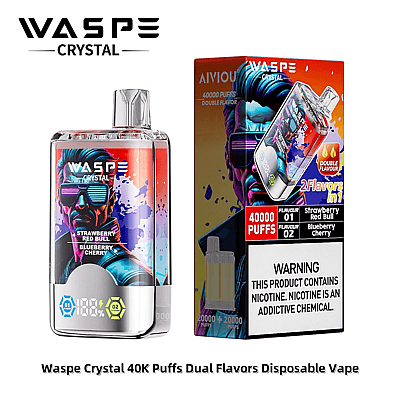 Een Wasp Crystal wegwerp-vape-apparaat en verpakking met de twee smaken Strawberry Red Bull en Blueberry Cherry, met tekst die aangeeft dat je 40.000 trekjes moet nemen en een nicotinewaarschuwing.