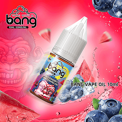 Imagen promocional del aceite para vapear Bang, que muestra una botella de 10 ml de sabor a arándano y sandía con gráficos vibrantes de frutas y una cara ilustrada en el fondo.