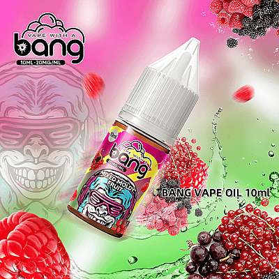 Imagen promocional colorida que muestra una botella de 10 ml de aceite Bang Vape con un tema de frutos del bosque mixtos en un fondo vibrante.
