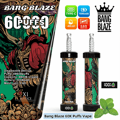 Werbebild für Bang Blaze 60K Puffs Vape, das zwei Vape-Geräte mit kunstvollen Illustrationen und Spezifikationen zeigt, darunter 60.000 Züge, 40 ml E-Liquid-Kapazität, 1.000 mAh-Akku, 0,6 Ω-Netzspule und Cool-Mint-Geschmack, neben Symbolen für die Ladekompatibilität Typ C.