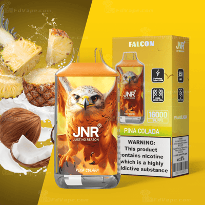 Un appareil de vapotage JNR Falcon avec une illustration d'aigle sur l'emballage, étiqueté avec la saveur « Pina Colada », comprenant 16 000 bouffées, un chargement USB de type C, une bobine à double maille et un avertissement de nicotine.