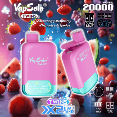 Image promotionnelle pour l'appareil électronique VapSolo TWINS, présentant son design rose, son système à double réservoir et sa capacité de 20 000 bouffées, entouré de visuels de fruits vibrants, notamment des fraises, des framboises et de la pastèque.