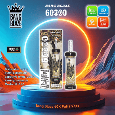 Publicité pour Bang Blaze 60K Puffs Vape présentant un appareil de vapotage jetable au goût de fruit de la passion, montrant les spécifications du produit telles que 60 000 bouffées, une capacité d'e-liquide de 40 ml, une batterie de 1 000 mAh et une bobine en maille de 0,6 Ω, sur un fond stylisé.