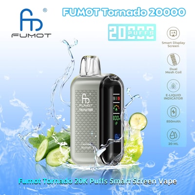 Publicité pour la vape FUMOT Tornado 20000 avec écran d'affichage intelligent, présentant des fonctionnalités telles qu'une capacité de 20 000 bouffées, une bobine à double maille, un indicateur d'e-liquide, une batterie de 850 mAh et une capacité de 20 ml, sur un fond éclaboussé de concombres et de citrons verts.