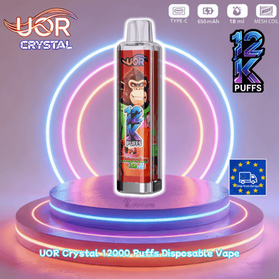 Vaporizador desechable UOR Crystal 12K Puffs con un gráfico de mono en un cuerpo rojo, colocado sobre una plataforma de neón brillante.