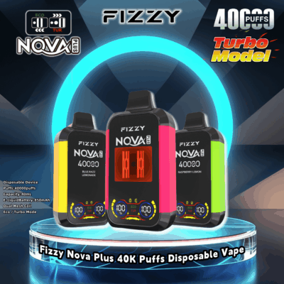 Werbung, die Einweg-Vaporizer Fizzy Nova Plus in den Geschmacksrichtungen Blue Razz Lemonade und Raspberry Lemon vorführt und die Kapazität von 40.000 Zügen, den Öko-/Turbo-Modus und die Dual-Mesh-Coil-Technologie hervorhebt.