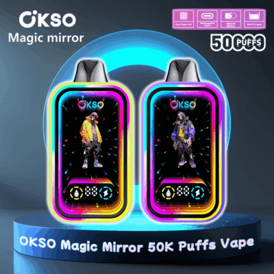 Imagem promocional apresentando os dispositivos de vaporização OKSO Magic Mirror 50K Puffs, com um design colorido iluminado por neon e gráficos artísticos em uma plataforma de exibição circular.